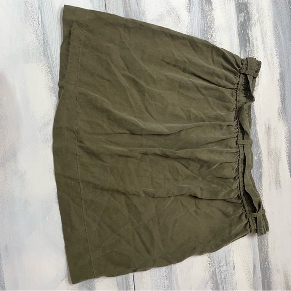 Ann Taylor Loft Olive Green Mini 100% Lyocell Skirt Women’s Medium Soft - Picture 3 of 6